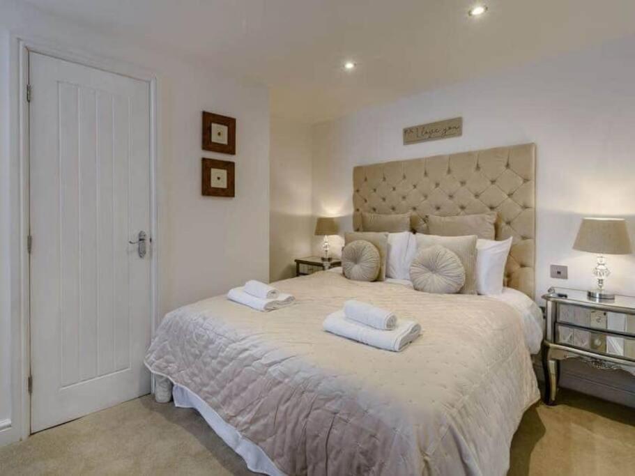 The Hideaway Luxury 5* 2 Bed Garden Apartment Scarborough Dış mekan fotoğraf