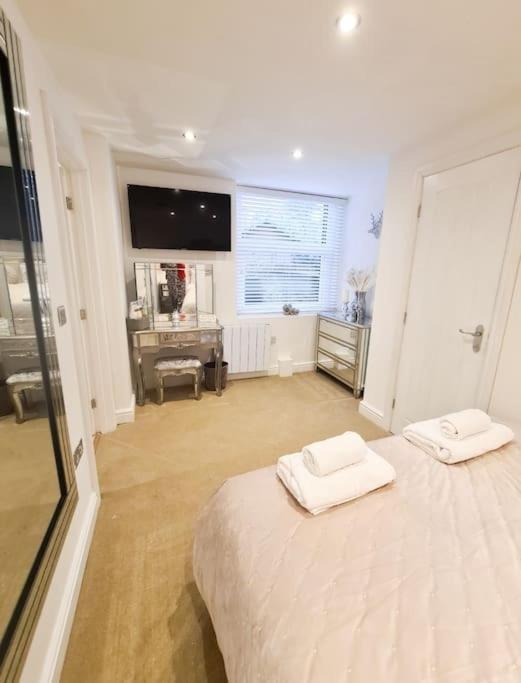 The Hideaway Luxury 5* 2 Bed Garden Apartment Scarborough Dış mekan fotoğraf
